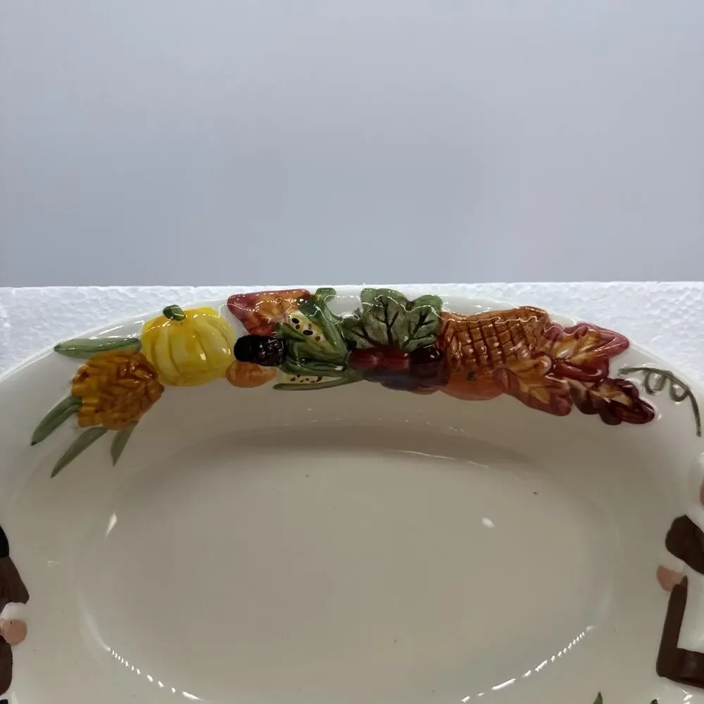 Publix THE PILGRIM PAIR Serving Bowl Thanksgiving Dish Pilgrims 102478 Boxed